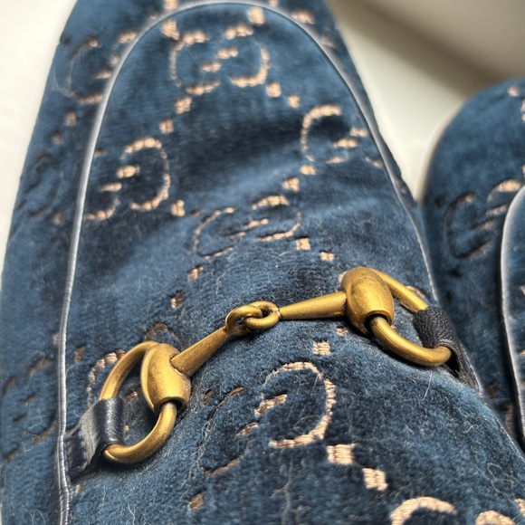 Gucci Gold and Blue Loafers with Velvet Finish - Picture 8 of 14